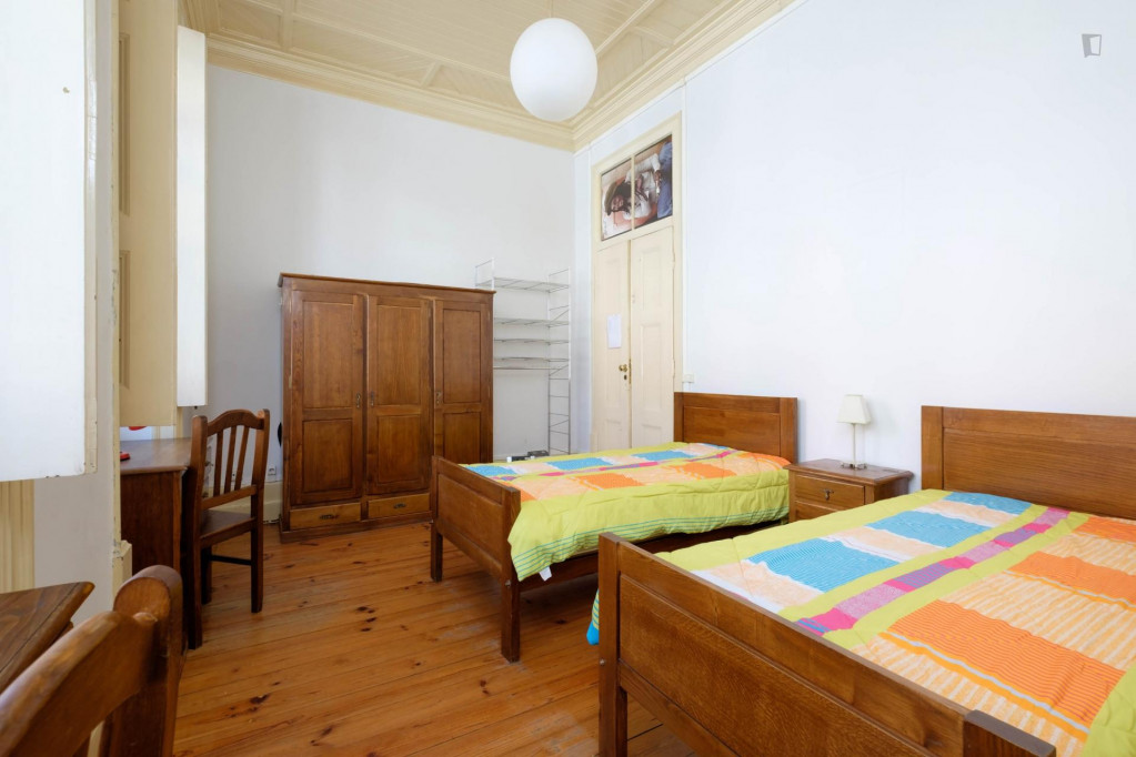 Homey twin bedroom close to Universidade de Coimbra
