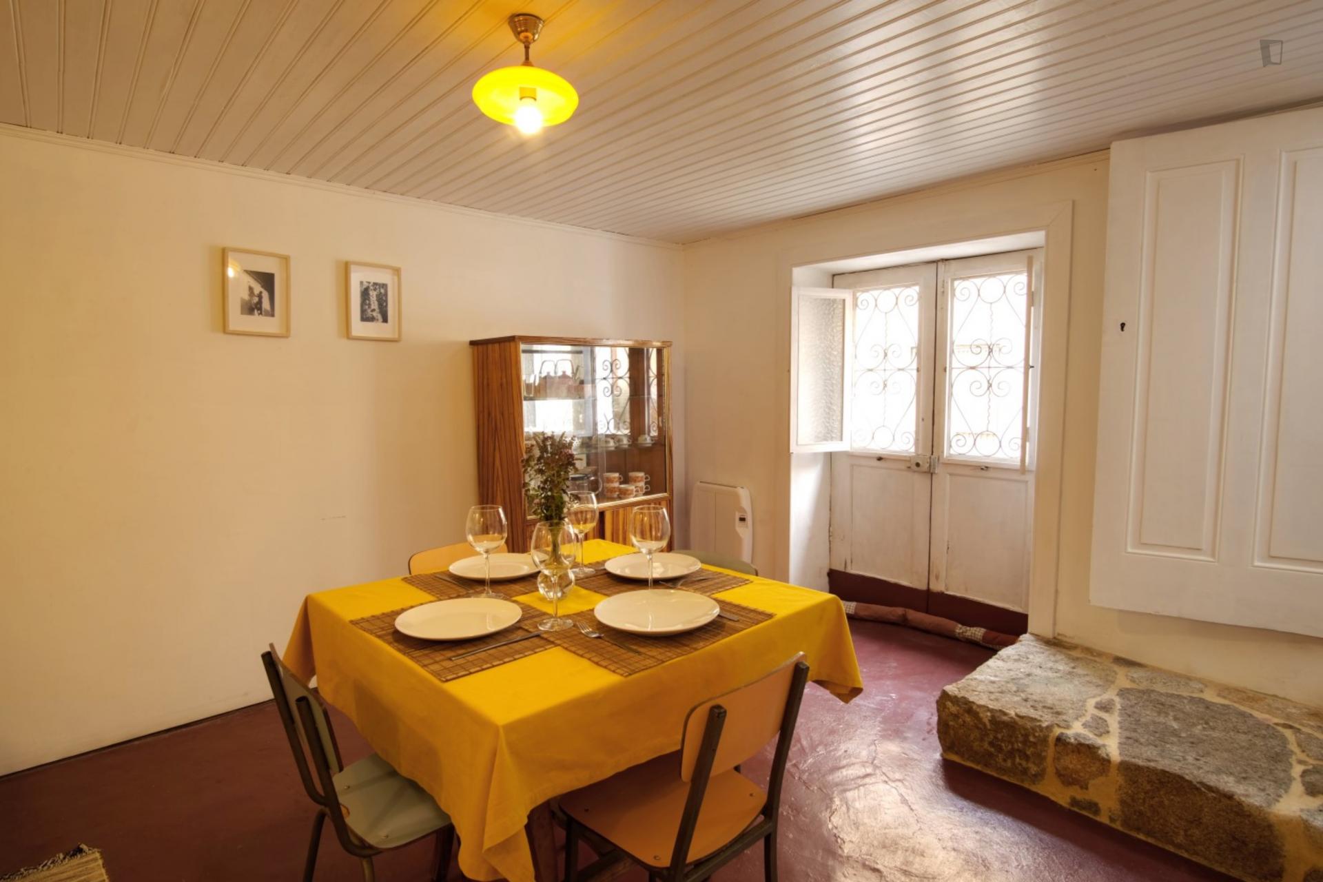 2-Bedroom house near Areínho de Avintes