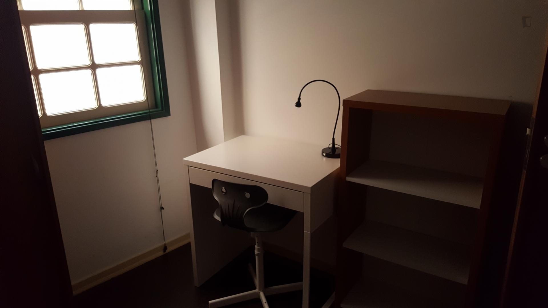 Pleasant single bedroom in central area
