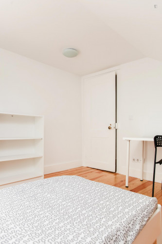 Attractive single bedroom near Universidade de Coimbra - Gallery - 26
