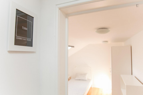 Attractive single bedroom near Universidade de Coimbra - Gallery - 29