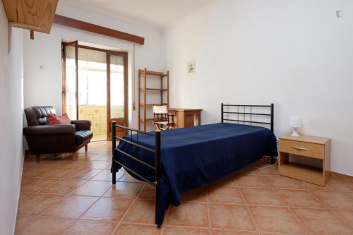 Comfortable single bedroom close to Instituto Superior de Engenharia de Coimbra - Gallery - 11