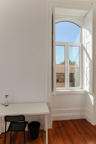 Single bedroom, with balcony, near Universidade de Coimbra - Gallery - 24