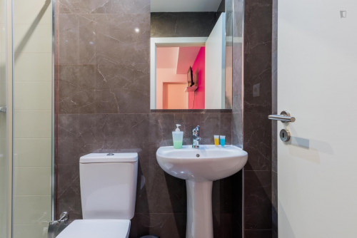Perfect Studio in Coimbra - Gallery - 7