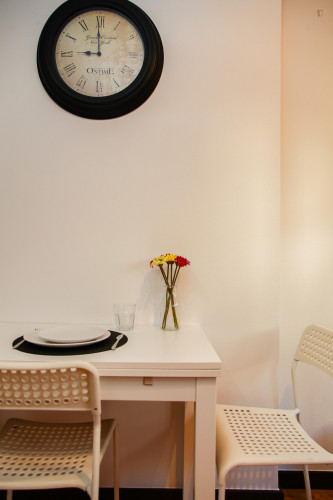 Cool looking 1-bedroom flat close to Universidade de Coimbra - Gallery - 24