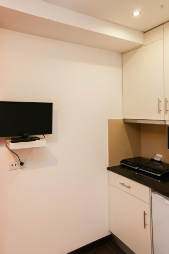 Cool looking 1-bedroom flat close to Universidade de Coimbra - Gallery - 20