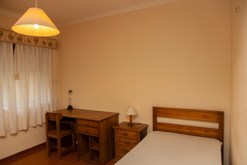 Modest single bedroom in residential Conchada neighbourhood