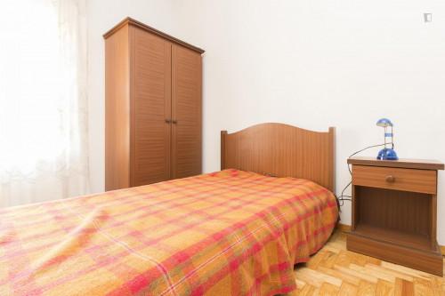 Single bedroom in 4-room apartment located in Coimbra  - Gallery -  2
