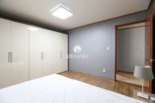 2 Bedrooms - Gallery - 14