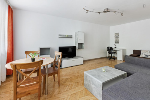 Beautiful 1-bedroom apartment near Nestroyplatz metro station - Gallery - 6