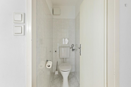 Beautiful 1-bedroom apartment near Nestroyplatz metro station - Gallery - 14