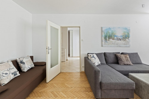 Beautiful 1-bedroom apartment near Nestroyplatz metro station - Gallery - 8