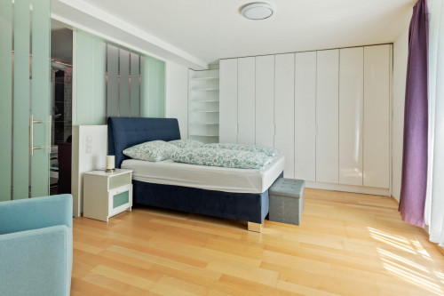 Exclusive 1-Bedroom Apartment Near Praterstern Train Station - 1