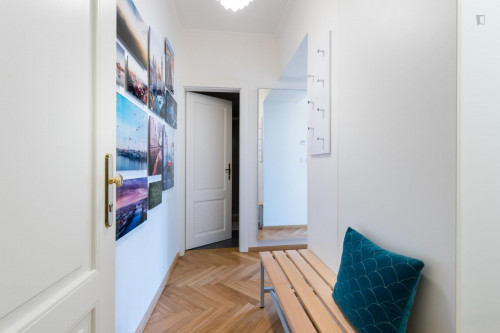 Lovely studio near Zborovská trams stop - Gallery - 8