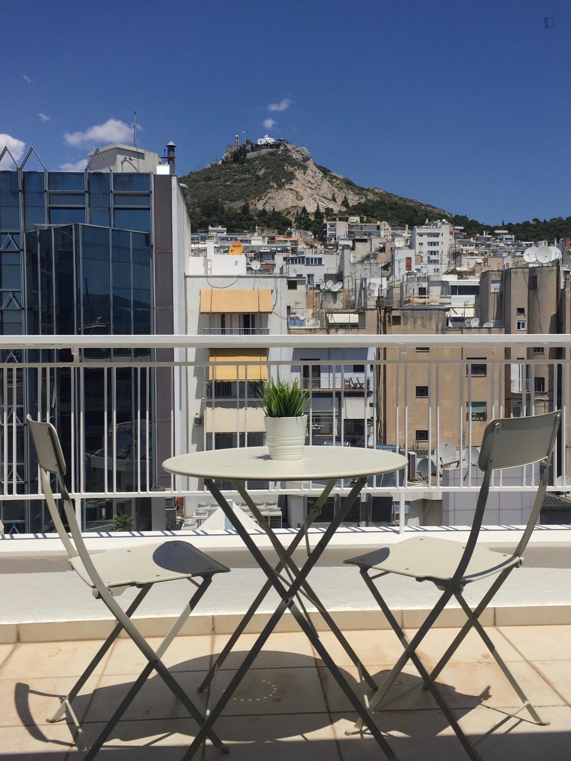 Modern studio in Kolonaki with breathtaking view