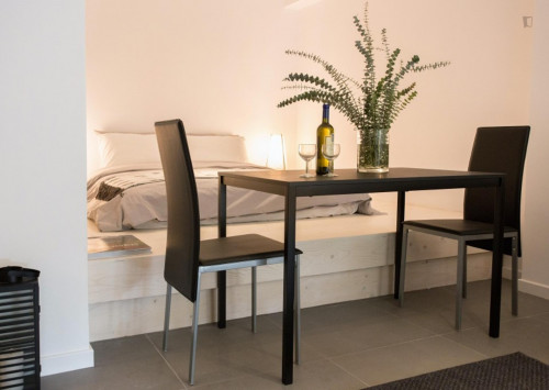  Comfy Studio Near 2 Blocks Away From The Sea, In Palaio Faliro  -  Comfy studio near 2 blocks away from the sea, in Palaio Faliro  - Gallery -  1