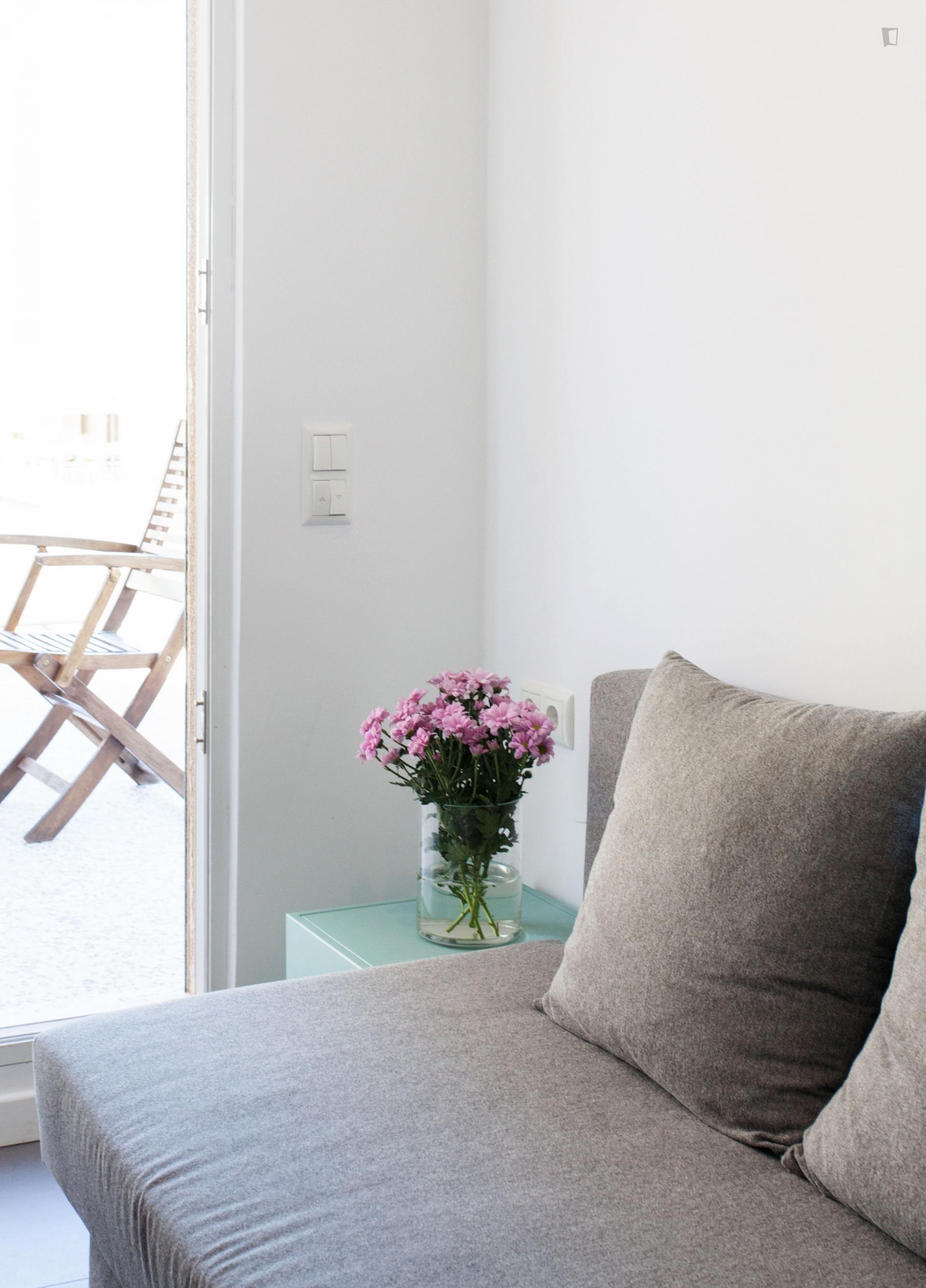 Cool studio near Alexandras Avenue