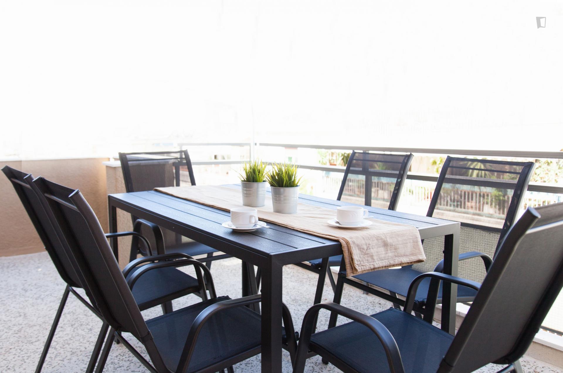 Modern duplex 1-bedroom flat near Alexandras Avenue