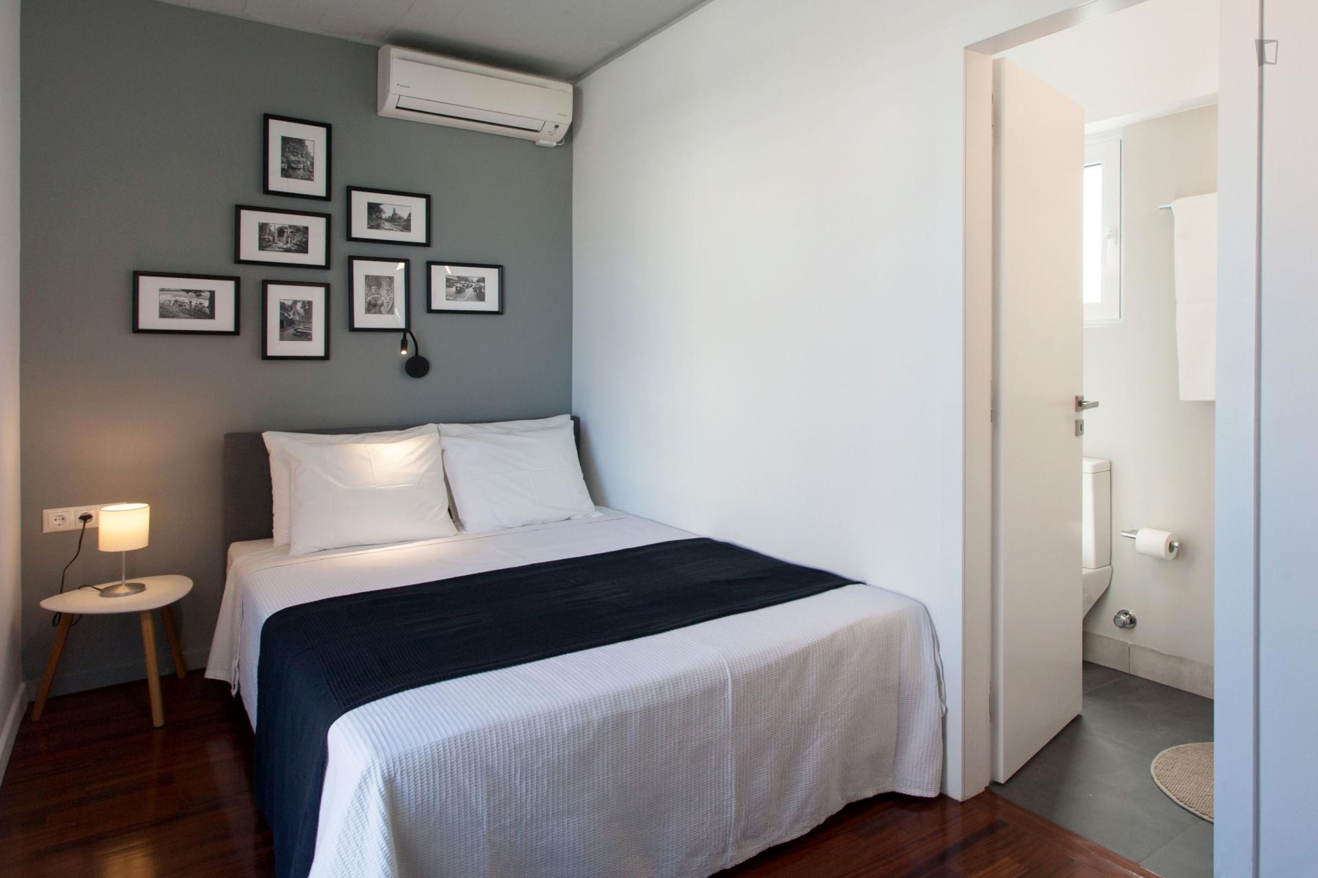 Modern duplex 1-bedroom flat near Alexandras Avenue