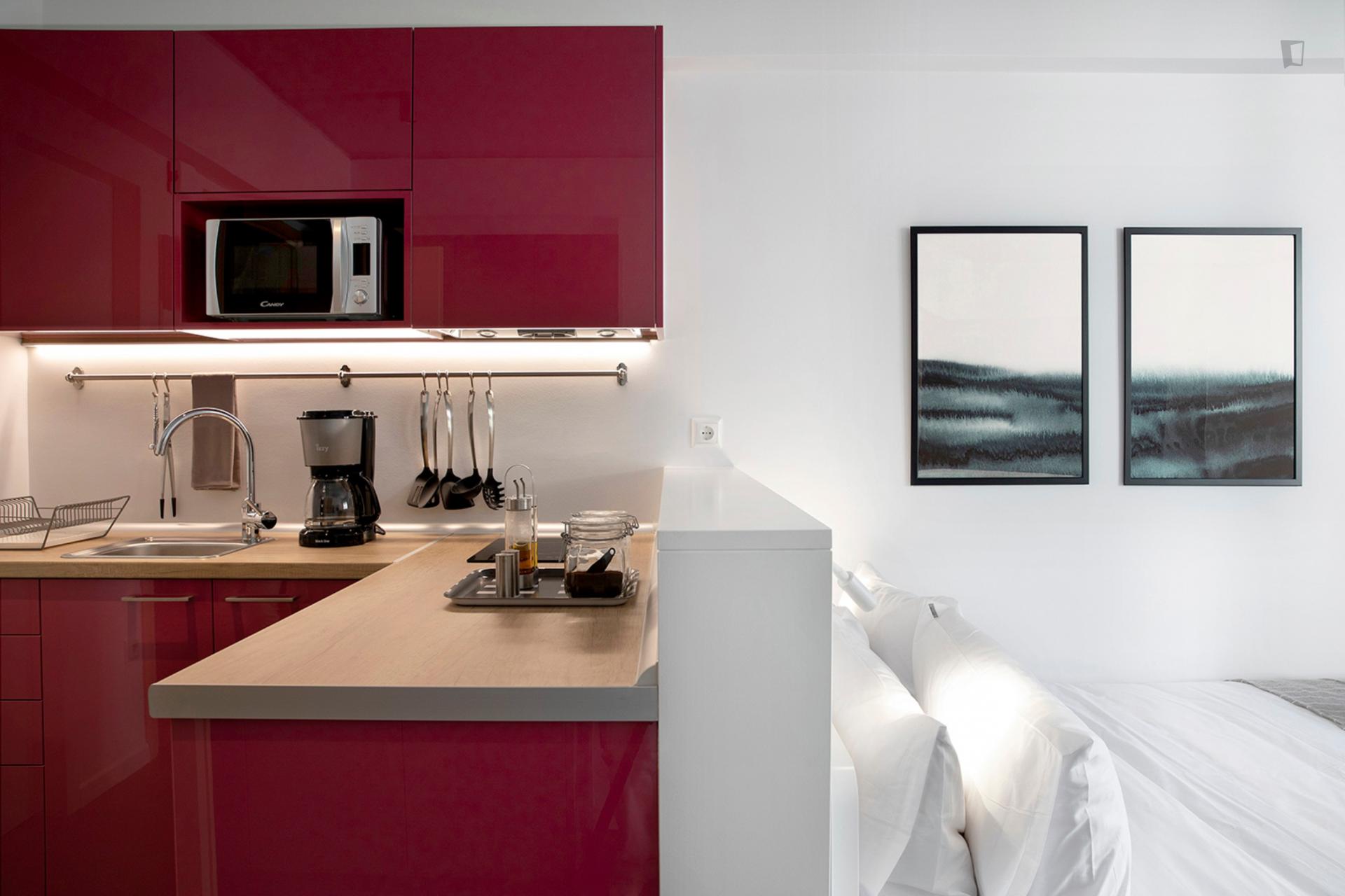 Stylish studio near Alexandras Avenue