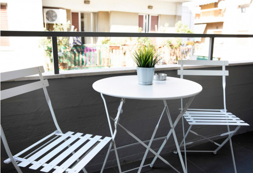 Stylish studio near Alexandras Avenue - Gallery - 13