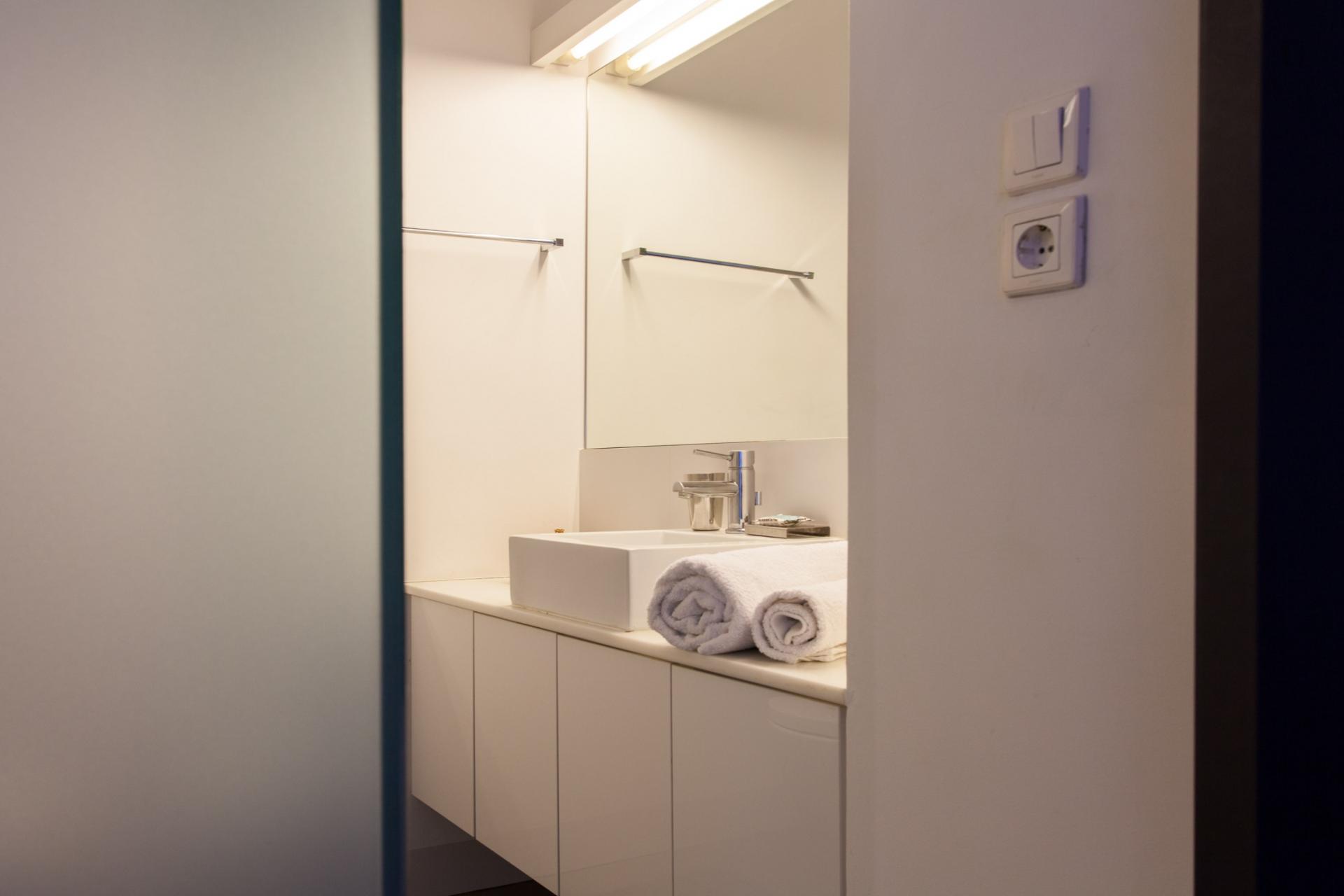 Comfy studio near Alexandras Avenue