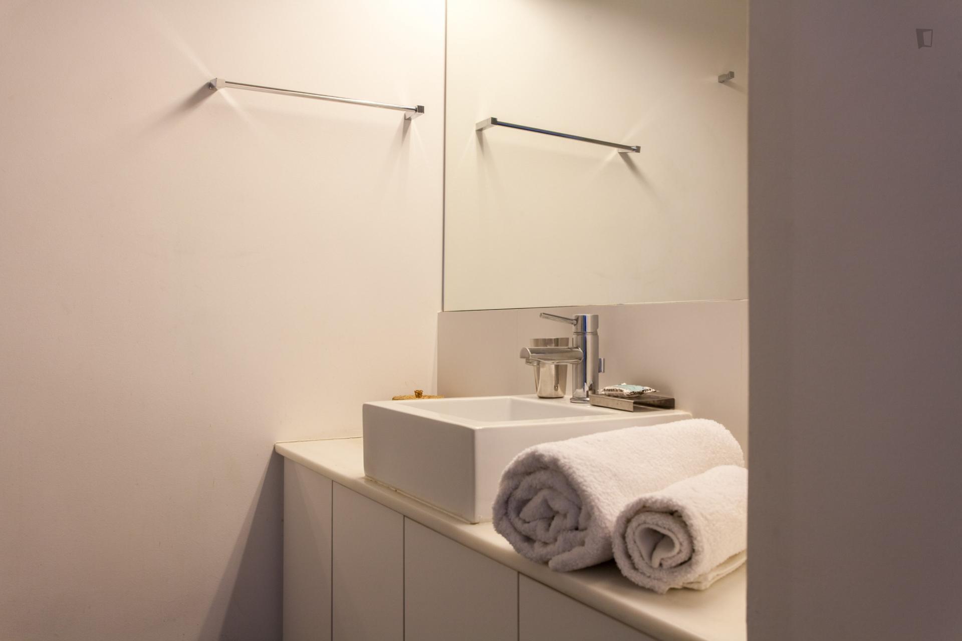 Comfy studio near Alexandras Avenue