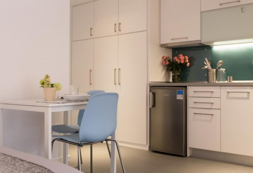 Stylish studio 2 blocks away from the sea, in Palaio Faliro - Gallery - 19
