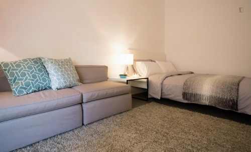 Stylish studio 2 blocks away from the sea, in Palaio Faliro - Gallery - 10