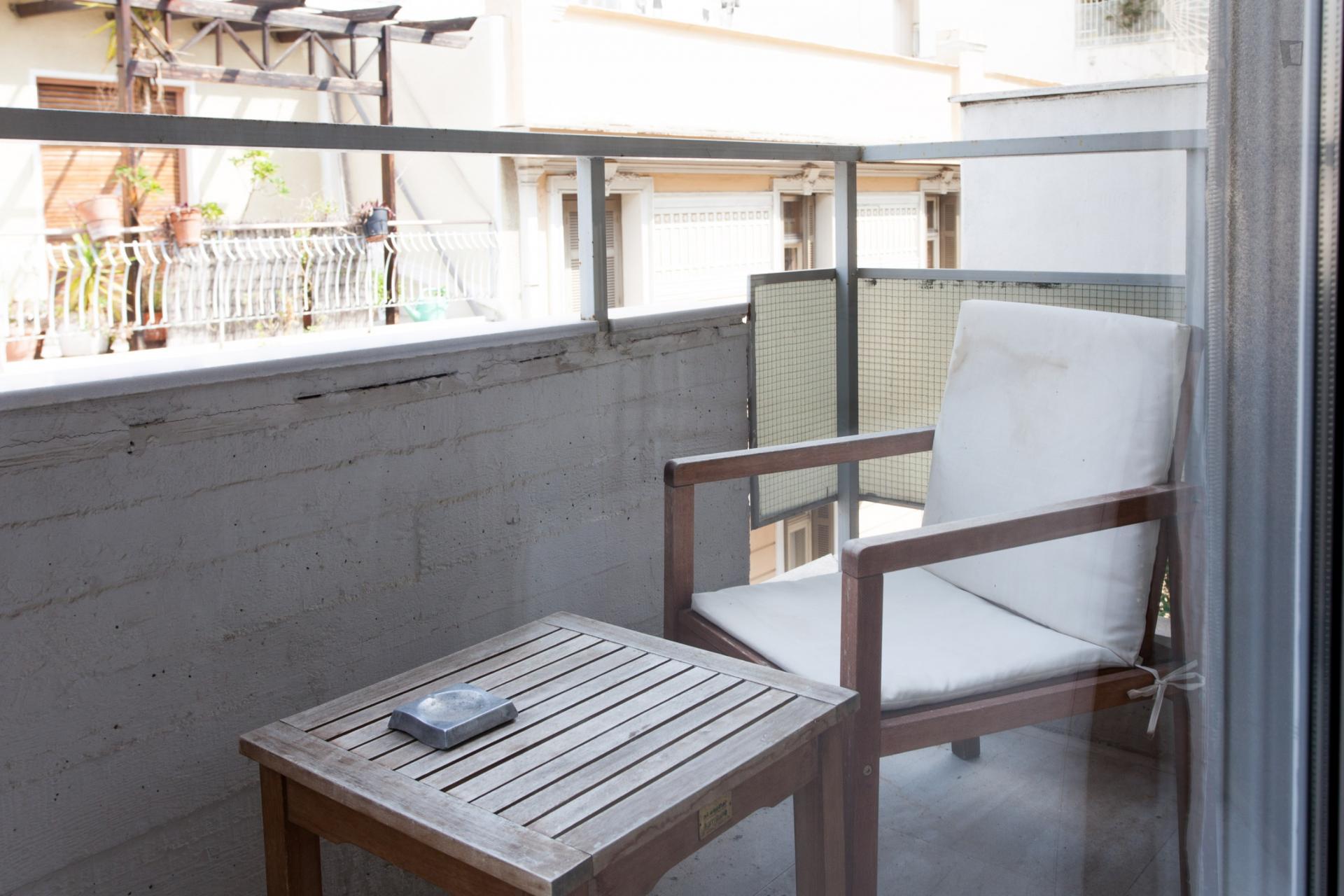 Charming studio near Alexandras Avenue