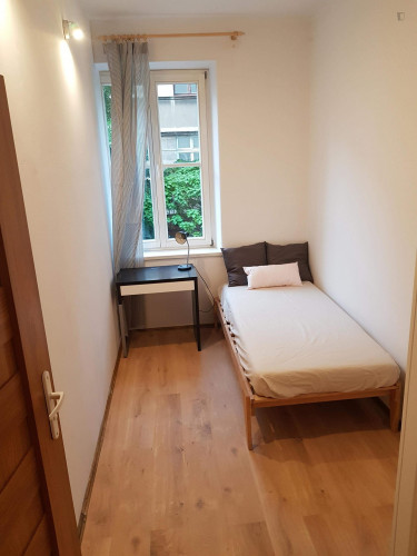  Comfortable Single Bedroom In Piasek Południe  -  Comfortable single bedroom in Piasek Południe  - Gallery -  1