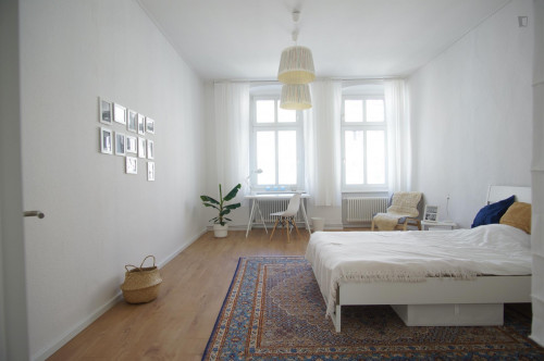 Welcoming spacious room in 3-bedroom flat near East Side Gallery - Gallery - 25