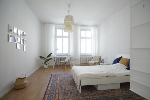 Welcoming spacious room in 3-bedroom flat near East Side Gallery - Gallery - 30