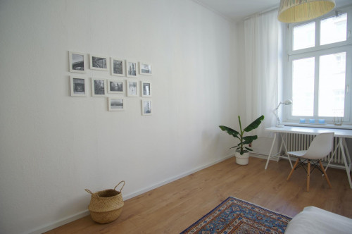 Welcoming spacious room in 3-bedroom flat near East Side Gallery - Gallery - 24
