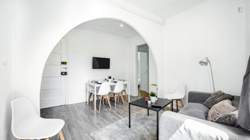 Cool double bedroom in a 5-bedroom apartment near El Clot - Aragó train station - Gallery - 7