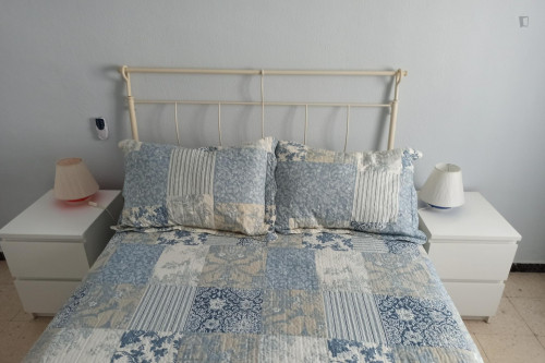 Double bedroom in 3-bedroom apartment  - Gallery -  5