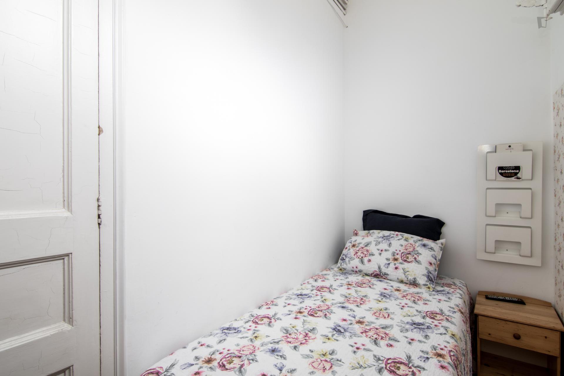 Cosy single room in Vila de Gràcia