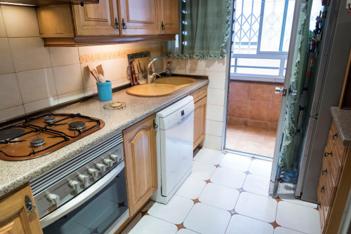 Nice twin bedroom close to Cuatro Vientos station - Gallery - 8