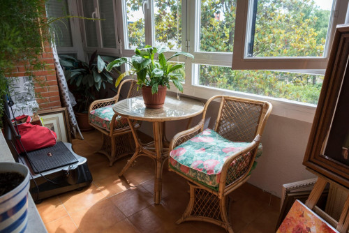 Nice twin bedroom close to Cuatro Vientos station - Gallery - 12