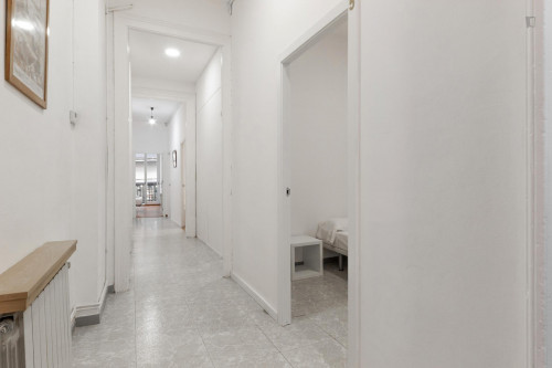 Good looking bedroom with central heating in Barrio gótico - Gallery - 13