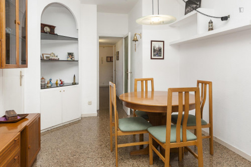Comfortable single ensuite bedroom in L'Hospitalet de Llobregat - Gallery - 7