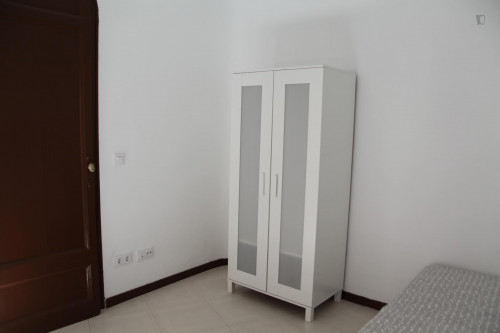 Nice double bedroom close to Universidad Internacional Menéndez Pelayo - Barcelona campus - Gallery - 14