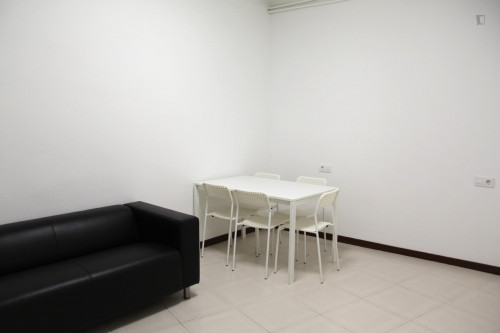 Nice double bedroom close to Universidad Internacional Menéndez Pelayo - Barcelona campus - Gallery - 9