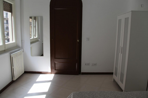 Nice double bedroom close to Universidad Internacional Menéndez Pelayo - Barcelona campus - Gallery - 13