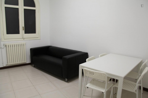 Nice double bedroom close to Universidad Internacional Menéndez Pelayo - Barcelona campus - Gallery - 8