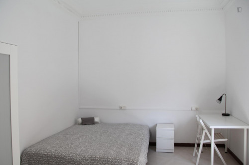 Nice double bedroom close to Universidad Internacional Menéndez Pelayo - Barcelona campus - Gallery - 10