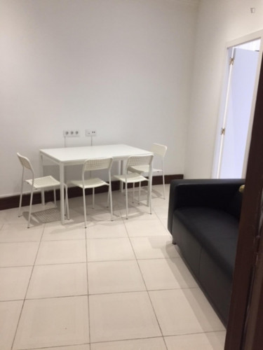 Nice double bedroom close to Universidad Internacional Menéndez Pelayo - Barcelona campus - Gallery - 12
