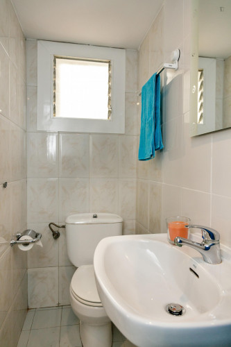 Wonderful double bedroom in Sant Gervasy-Galvany - Gallery - 12