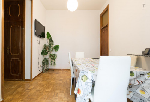 Doble bedroom 1,20m in a 4-bedroom flat, in Sol - Gallery - 8