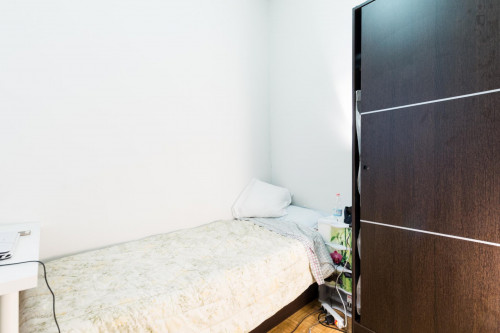 Doble bedroom 1,20m in a 4-bedroom flat, in Sol - Gallery - 17